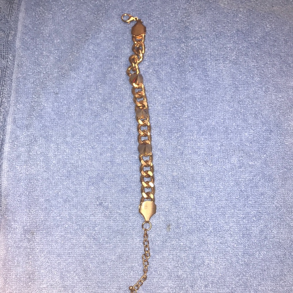 Adorable Bracelet with Spikes, Gold-tone